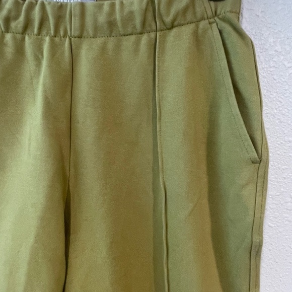 Everlane Women’s Olive Green Pointe Dream Trousers with inside drawstring- Small - Picture 2 of 6